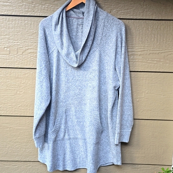 TORRID Grey Supersoft Plush Cowl Neck Tunic Sweater NWT   3x - Picture 6 of 11
